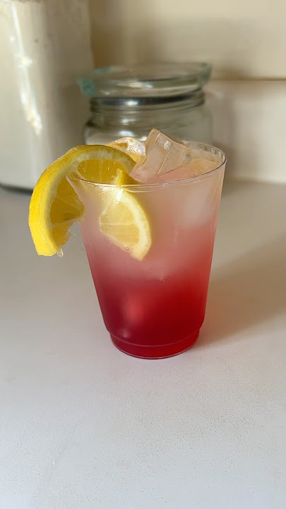 Hibiscus and Lemon Refresher 🌺🍋 #drink #nonalcoholic #refreshing  #summer