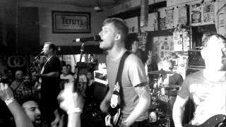 The Swellers / Strung Out - No Use for a Name Tribute - live at Churchills (Reel and Restless)