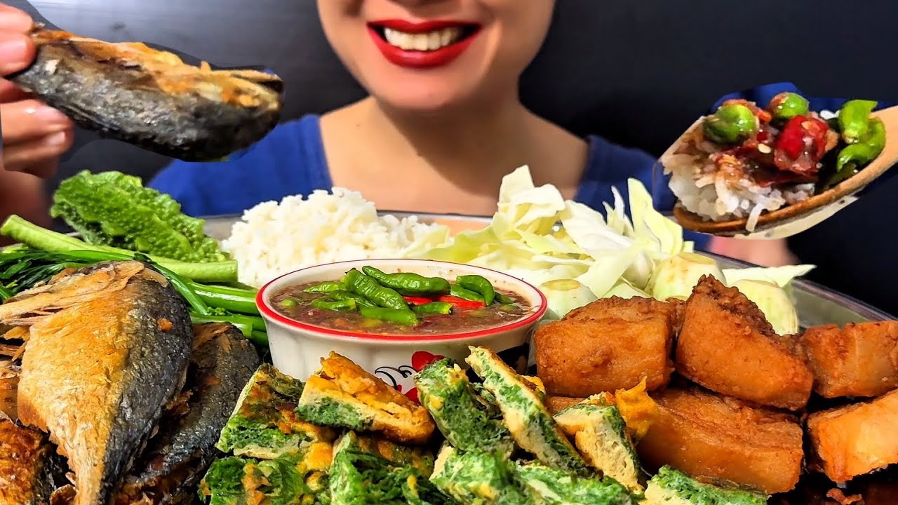 Thaifood ASMR น้ำพริกกะปิ ปลาทูทอด คู่ผักสดผักลวกอร่อยมาก Shrimp paste chili paste MUKBANG show
