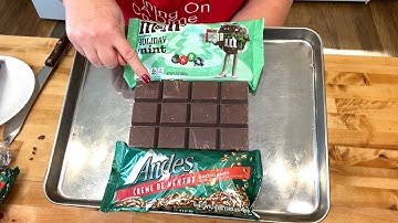 This One Pan Christmas Bark Never Fails, Here