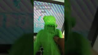 Yo queriendo instalar Roblox en una app pirata: | SecretX