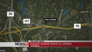 Police chase ends with car crash on Merritt Parkway