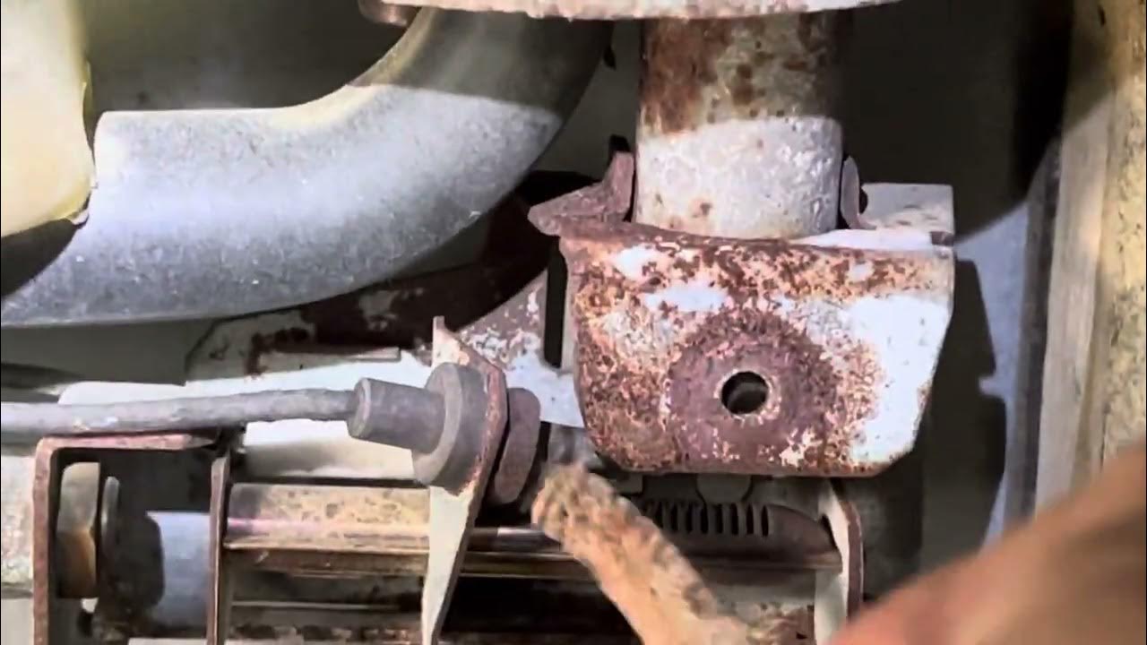 Cleaning the gas burner of a Dometic RML8330 fridge for better