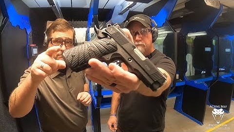 Why Does Mike Seeklander Carry A Compact 1911?