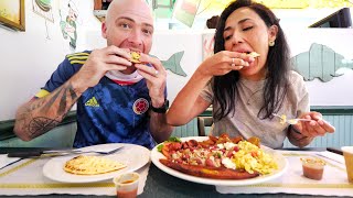 COLOMBIAN FOOD TOUR of Jackson Heights!! Arepas, Tamal & Tinto | Queens, NYC