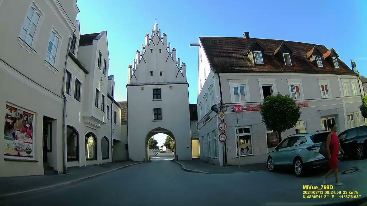 D: Stadt Vohburg a.d.Donau. Landkreis PAF. Rundfahrt durch die Stadtmitte. August 2024