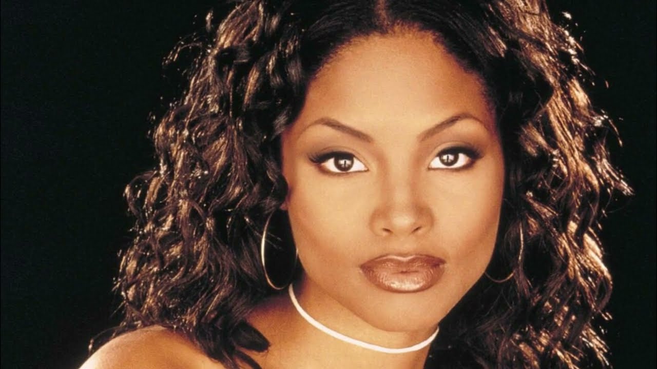 702 girl singer Irish Grinstead dies at 43: ‘She was as bright as the stars’