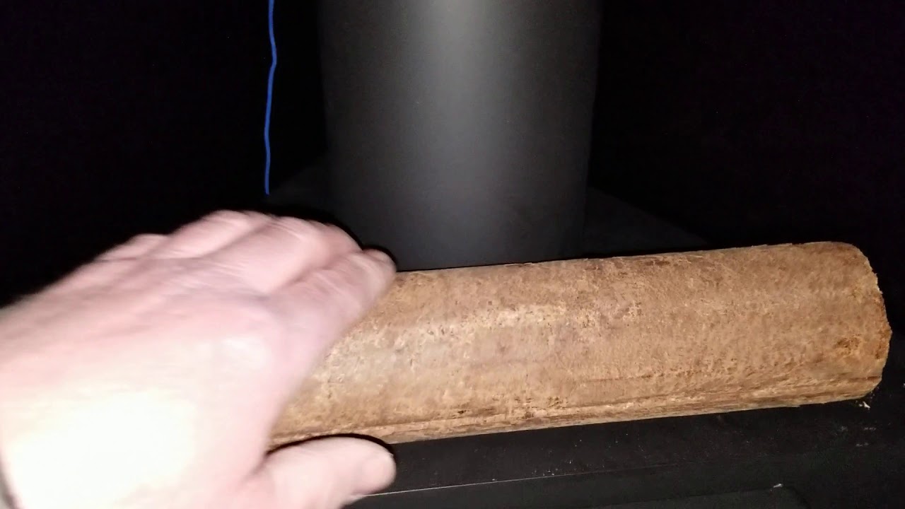 Mini Me Tiny Stove Burning the  Sis-Q-Log