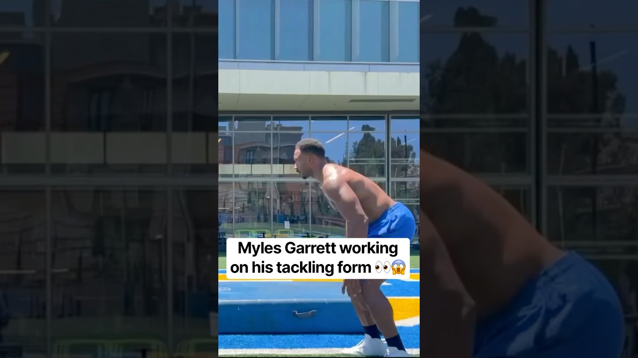 Myles Garrett was LAYING them out 😨