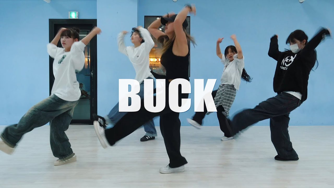 쿠기 (Coogie) 'Buck' / ZEZE Choreography YouTube