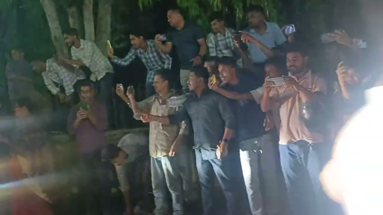 Legend Zubeen Garg entered in the Mangaldai bihu program 