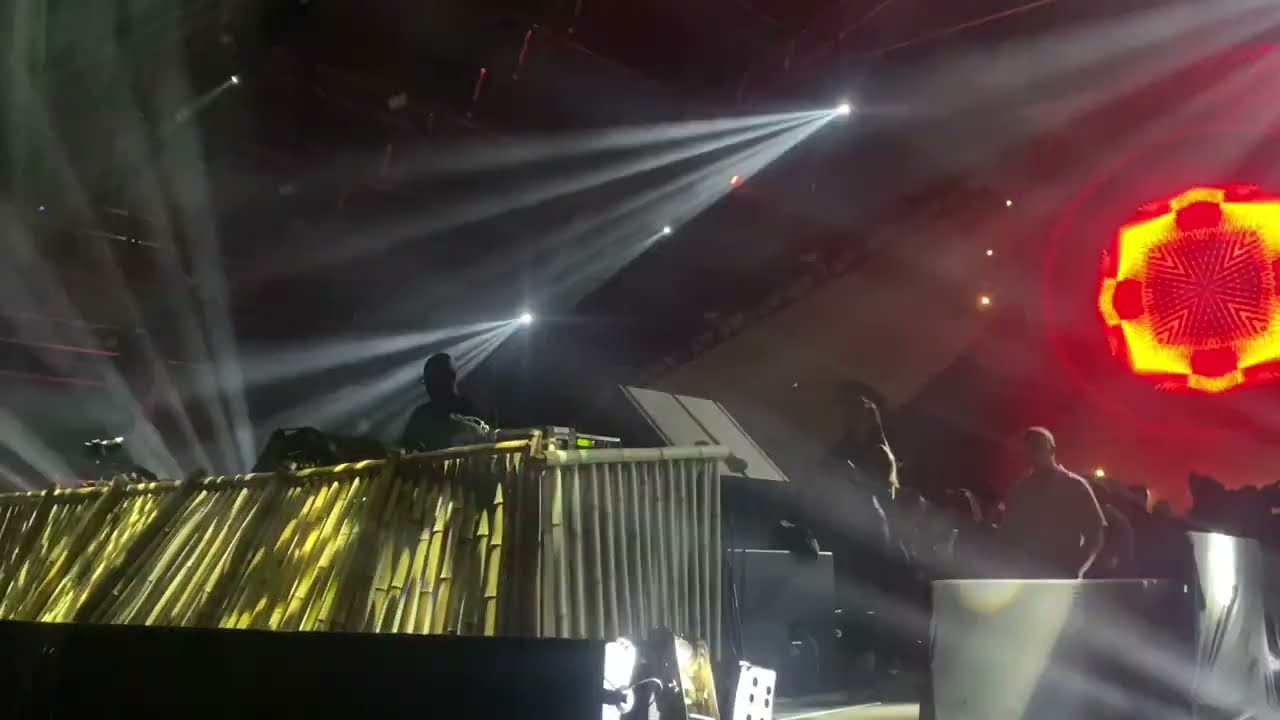 Black Coffee at SURREAL PARK Brasil @realblackcoffee @surrealpark