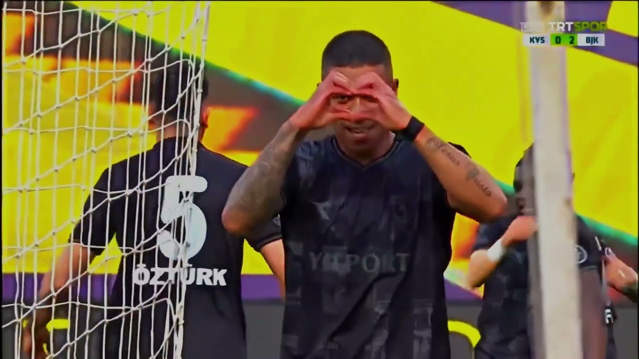 DOUGLAS TANQUE 4K FREE KLİP 