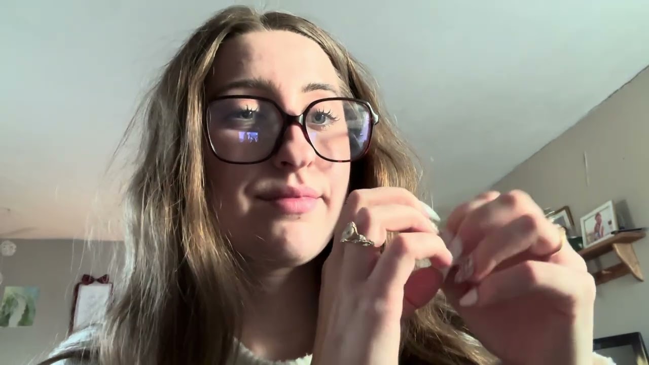 ASMR // Ten Minute Tapping, Lofi