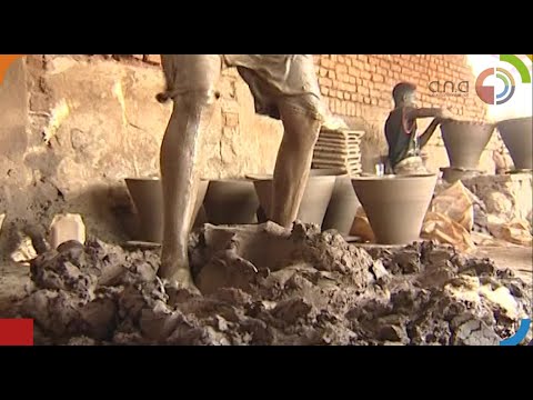 السودان صناعة الفخار التزام بالتراث يزدهر على أيدي البسطاء