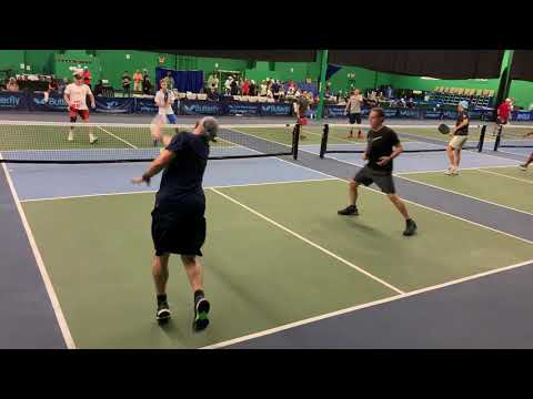Keith Valentine / Gabino Irizarry vs Rosti Sobek / William Sobek
