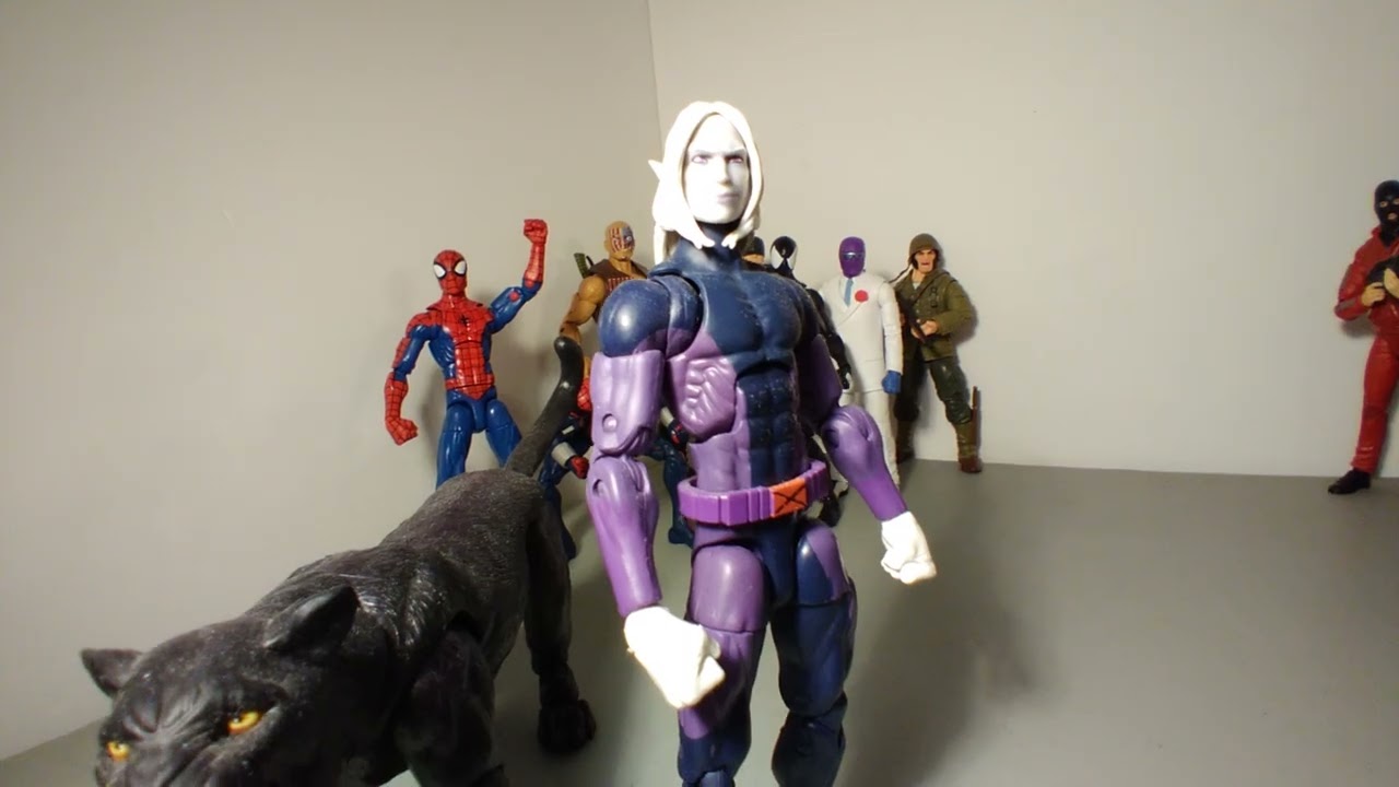 ACTION FIGURE OBSESSION Ep. 102: CLEARING OFF MY WORKTABLE! MARVEL LEGENDS! VALAVERSE! OCD!