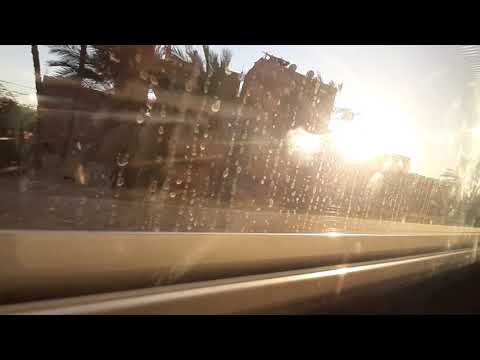 ثلاث دقائق ونصف في منتهى الجمال لقطار 3007 الروسي المكيف أثناء مروره بمدينة طما