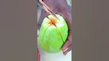 Raw Mango cutting l Spicy 🤤 mango eating #shorts
