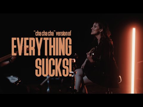 Смотреть клип Halflives - Everything Suck!