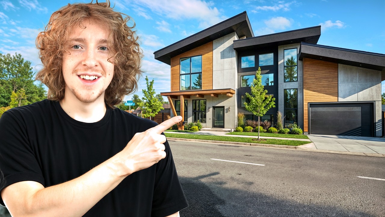 I Found a REAL LIFE Brookhaven House