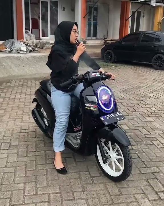 Anak Scoopy story WhatsApp
