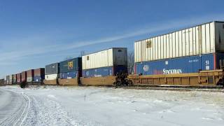 UP 5487 & 4363 Lead Stack Train