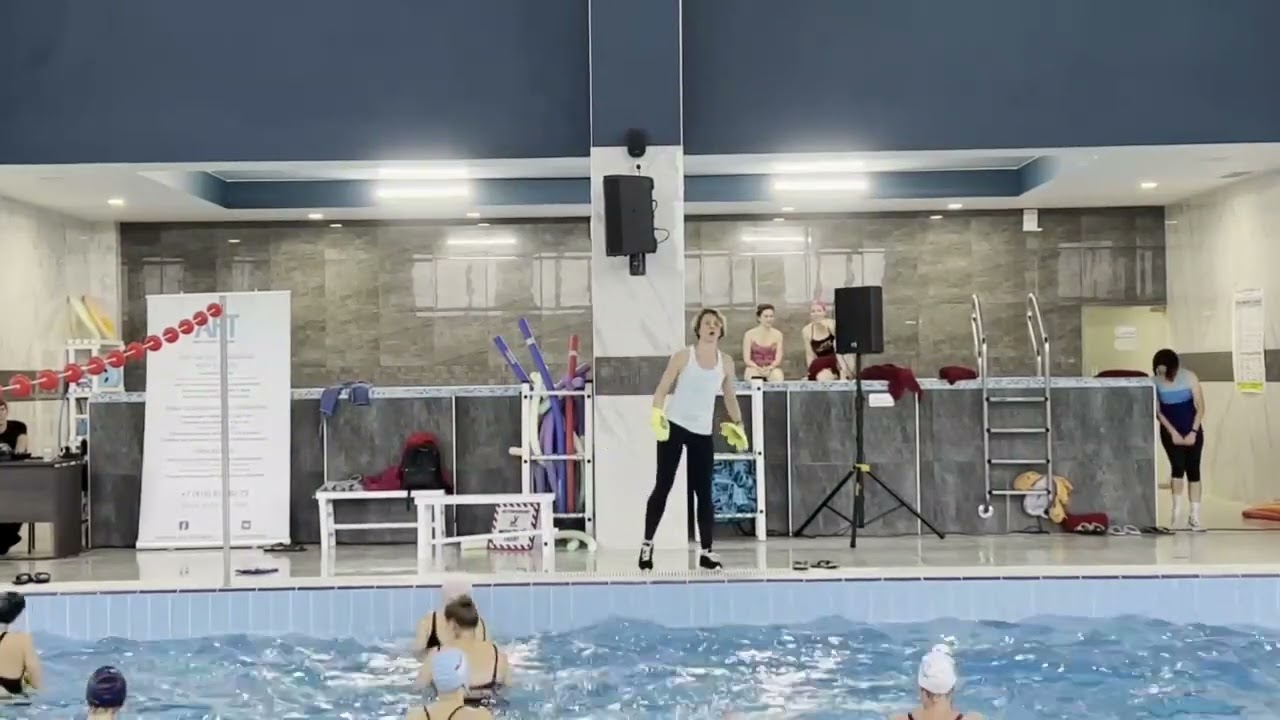 43  Ек Хапкова Flowers Aqua Мел в , happy flower