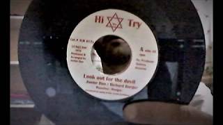Junior Dan / Richard Burger - Look out for the Devil - Look out VERSION "HI TRY"