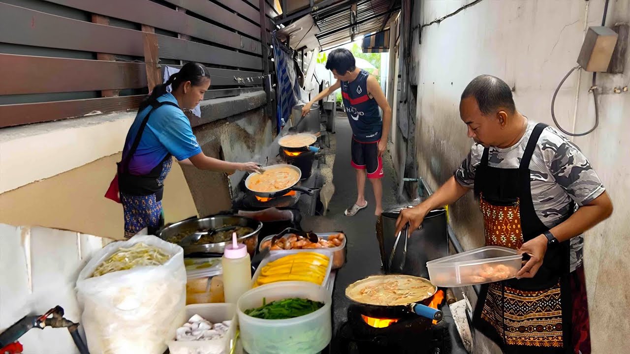 Три глухих повара готовят пад тай без звука, 5 лет работы в ресторанах, удостоенных звезд Мишлен