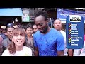 EDUN PISAN!! Kelakuan Essien Belanja di Pasar