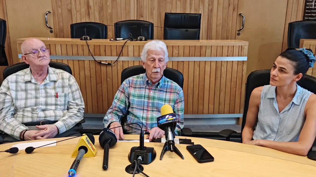 Suivez la conférence de presse de Paul Bérenger