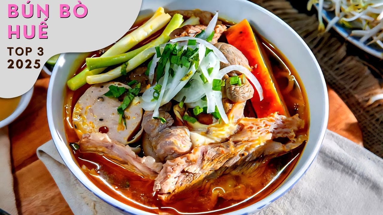 Топ-3 уличной еды Вьетнама: булочки Бо Хюэ — где поесть в Хошимине (Сайгоне)