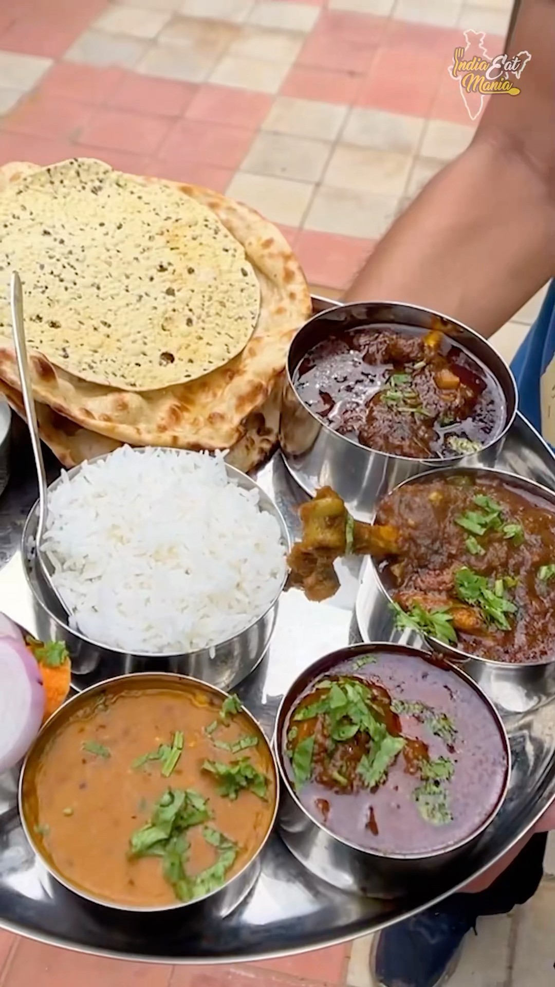 Unlimited Jharkhandi Style Biggest Non Veg Thali In Ranchi Rs. 99/- Only #jharkhandifood #shorts
