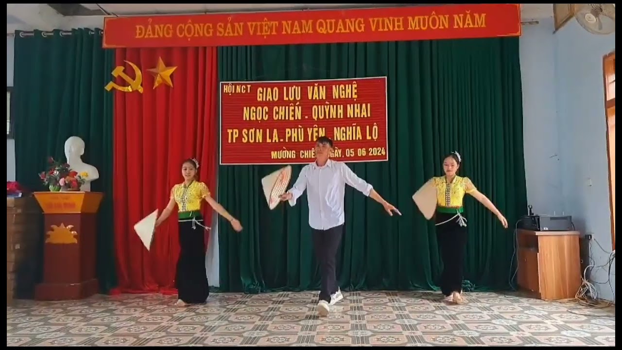 Bản Mường Chiến.Ngọc Chiến Long trọng tổ chức giao lưu nghệ thuật cùng Sơn La.Quỳnh Nhai .Yên Bái