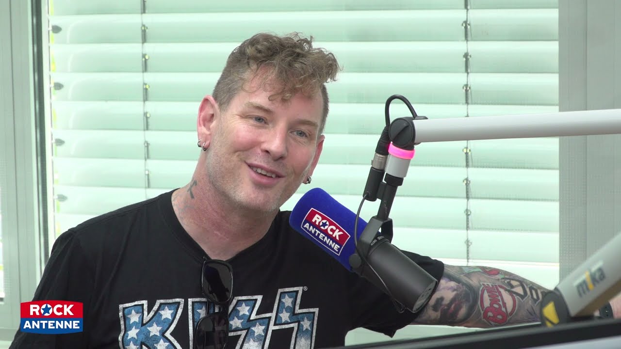 SLIPKNOT's COREY TAYLOR: Maybe I've got another 5 years left of physically  touring like this