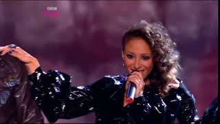 Sugababes & Taio Cruz -  She's Like A Star   Girls MOBOs 2008