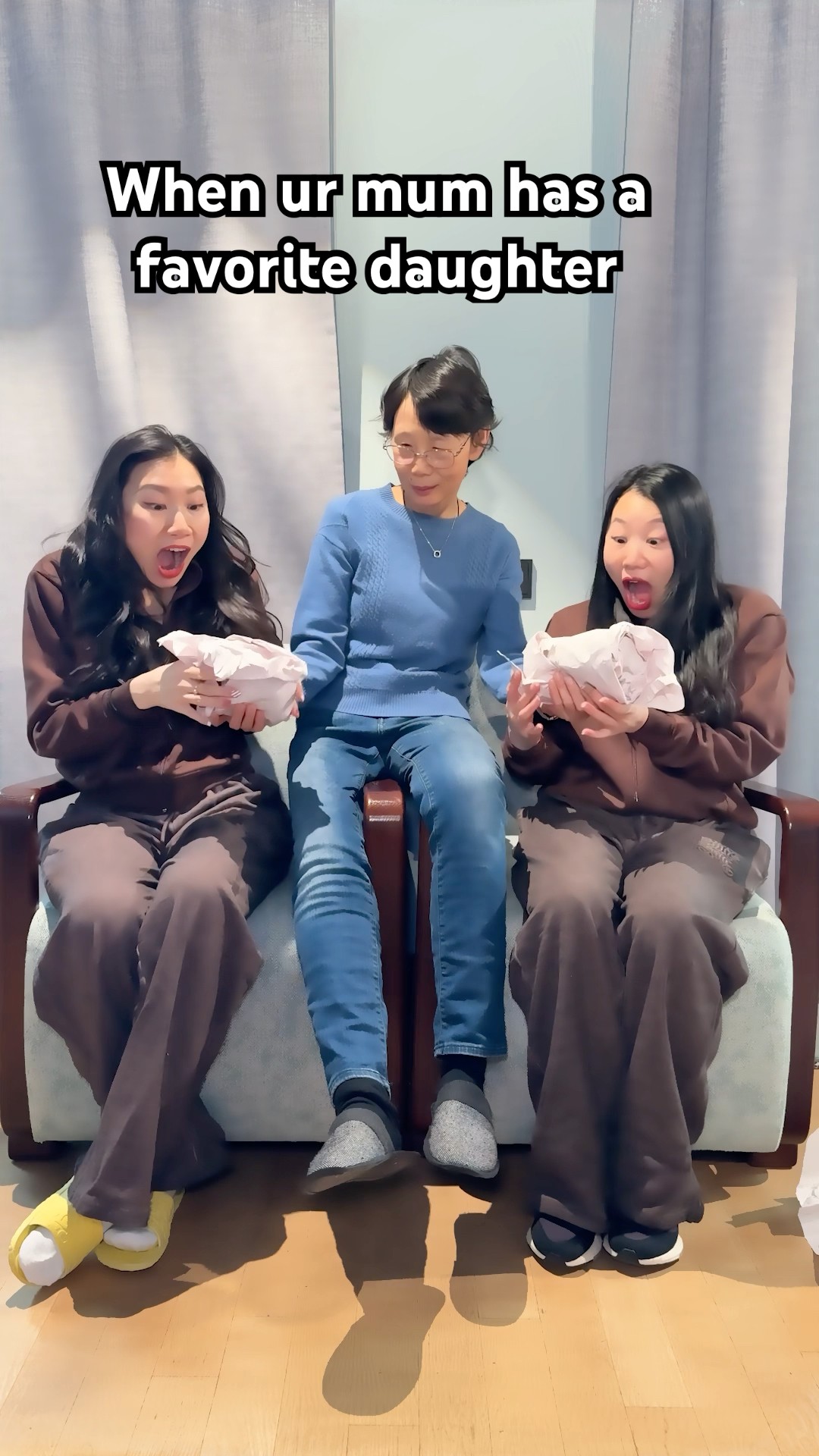 Real life footage of me and my twin opening Xmas gifts ??