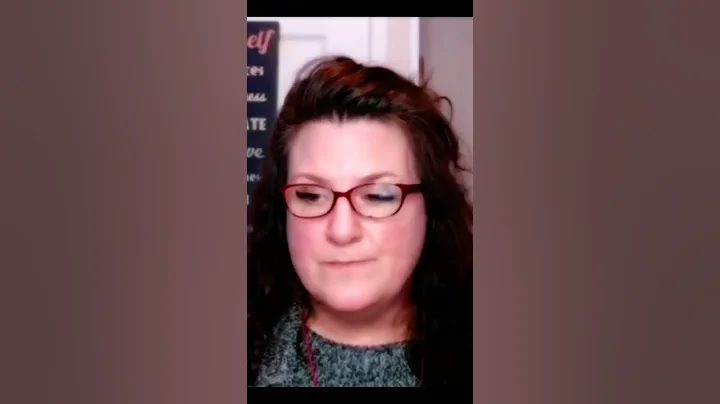 CLIP: The Courage to be Yourself with Janice Selbi...