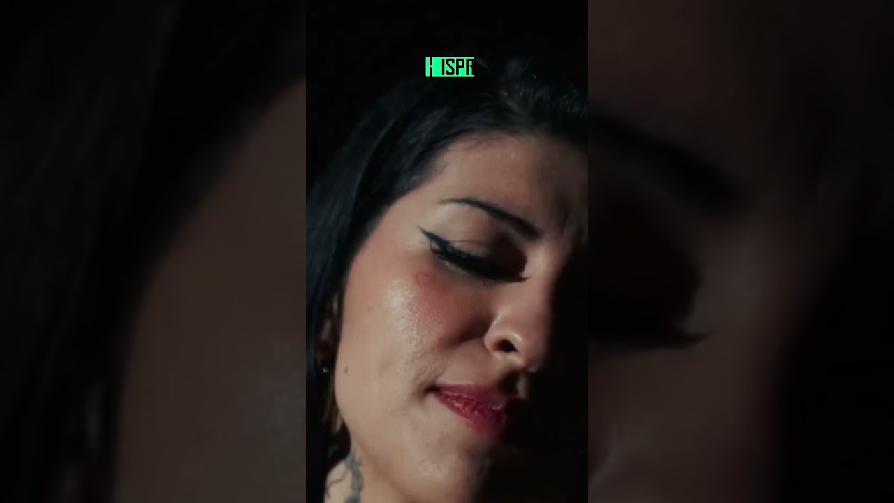 Cazzu lo hizo nuevamente con la "Balada Malvada" y nosotros no podemos parar de escucharla en loop