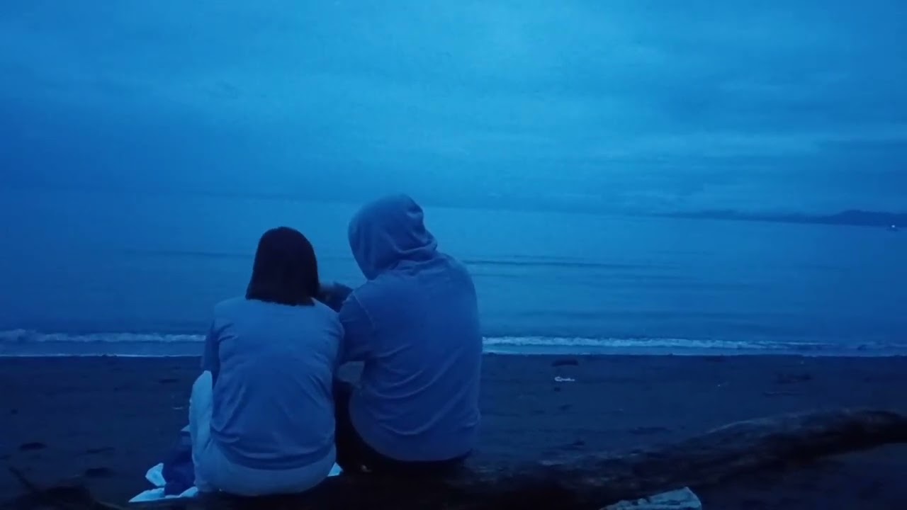 Feel the rhythm of the waves ☺️🥰