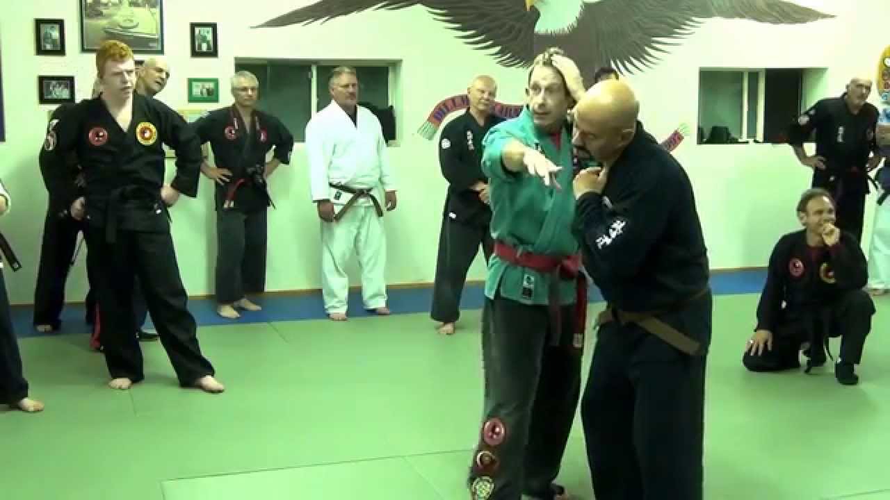 SELF DEFENSE | Secrets of Speed Defense - Pressure Point Flow Attacks