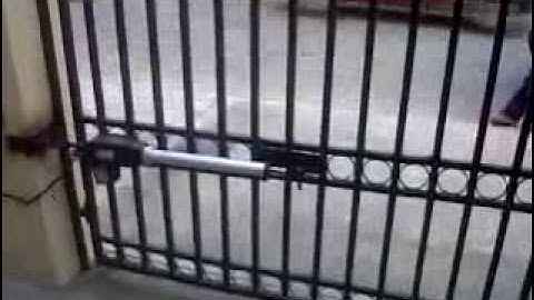 Lockmaster swing gate opener with electric lock