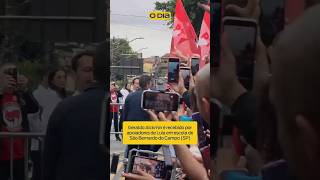 Geraldo Alckmin é recebido por apoiadores de Lula em escola de São Bernardo do Campo (SP)