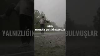 Gripin - Yalnızlığın Çaresini Bulmuşlar 