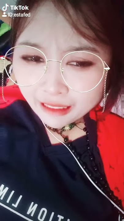 Pak buk anakmu ra kuat miker