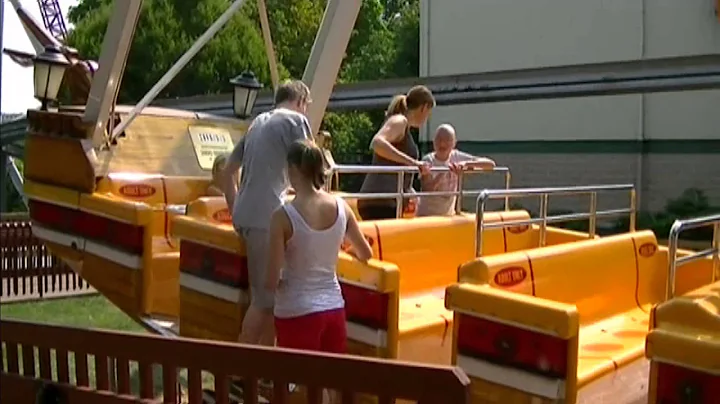 Juliana Carver - Animals, Hershey Park & Scans (Se...