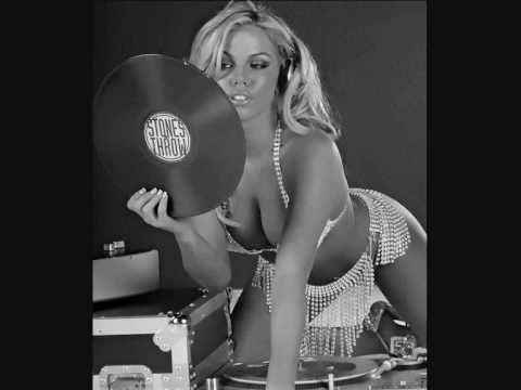 Stromae - Alors On Danse.wmv