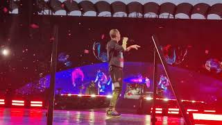 Coldplay Milano San Siro - apertura concerto Higher Power