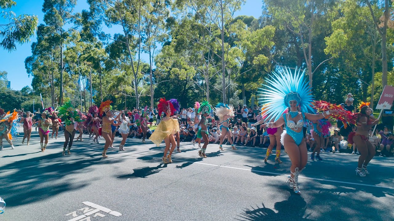 Melbourne Moomba Parade 2025 | Colouful Floats & Performers • 4K HDR